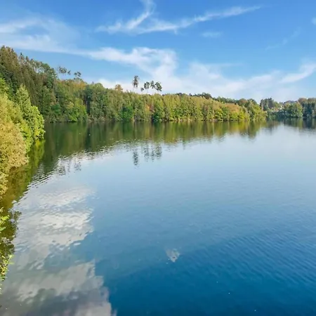 Ardennes For 21 Guests * Ставело